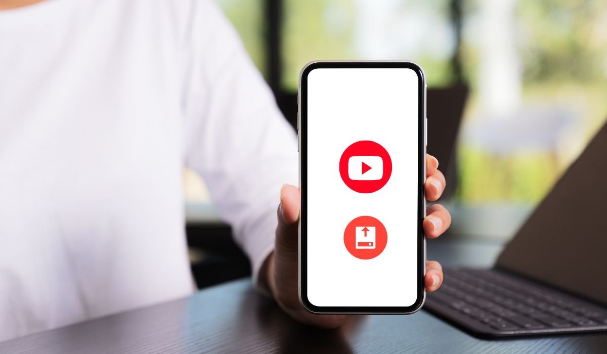 Uninstall YouTube on Android