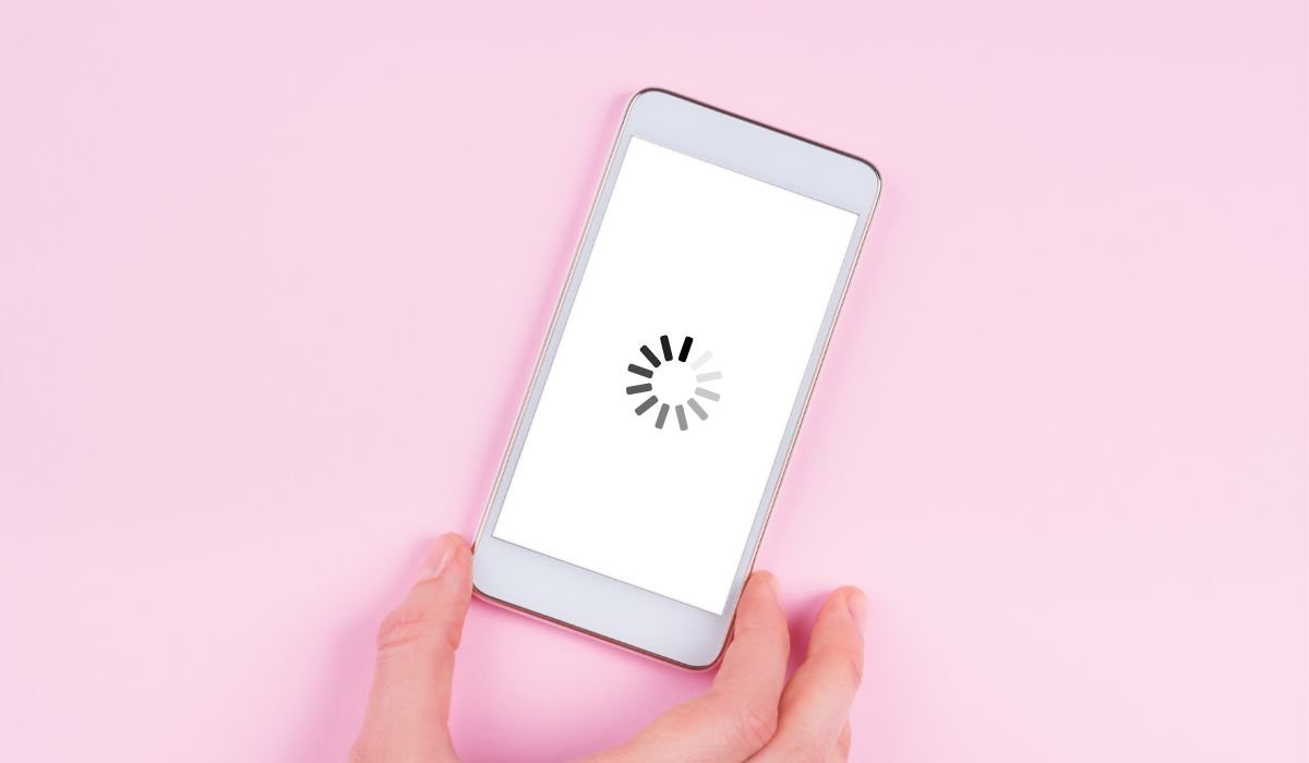 Android Phone Hang Up by Itself