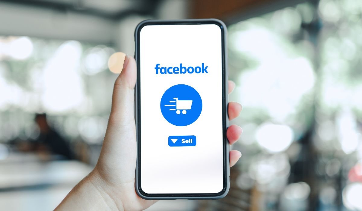 Selling Replica Items on Facebook